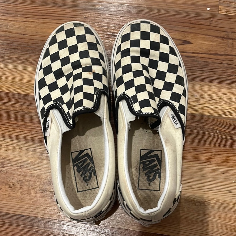 checkered vans